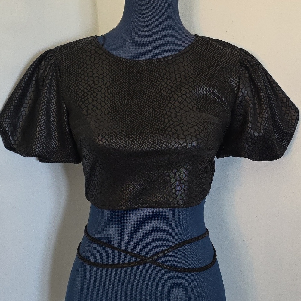 Meraki Black Faux Snakeskin Crop Top Puffy Sleeves